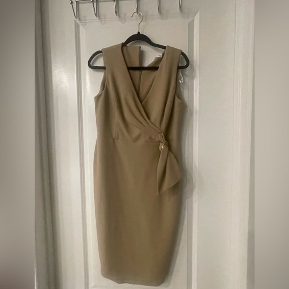 Calvin Klein tan dress - Picture 1 of 2